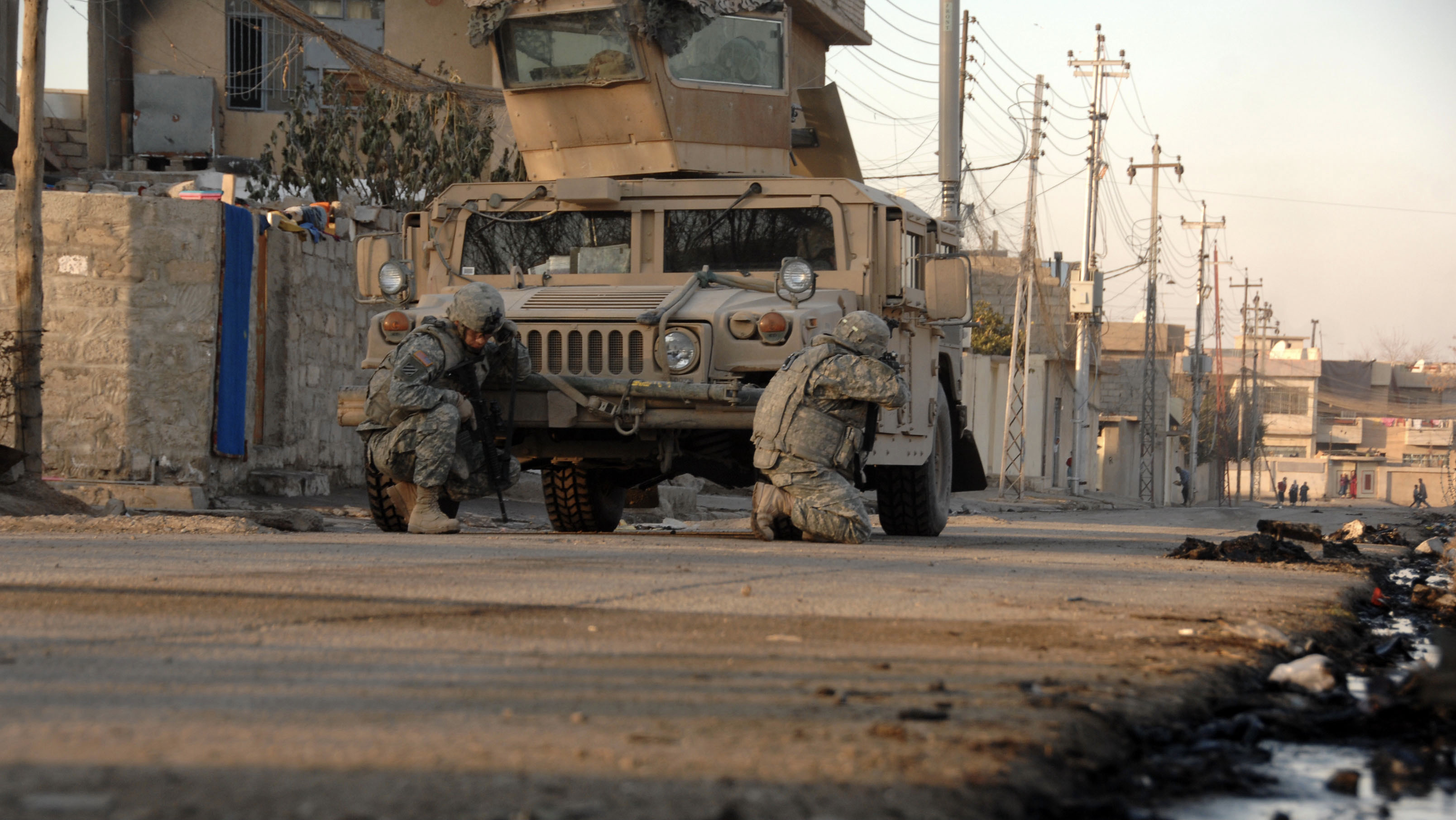 fighting street mosul