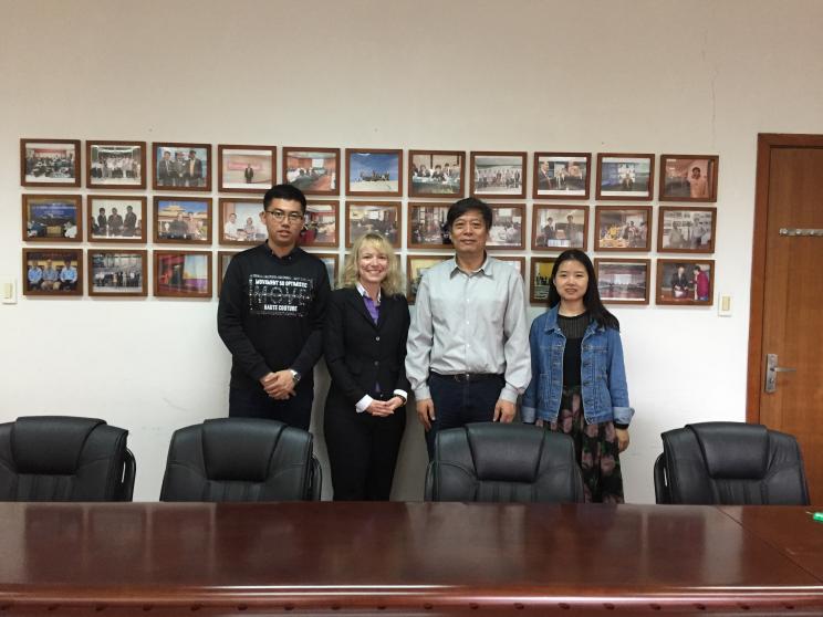 SIPRI's Dr Lora Saalman meets with Dr Yu Xiaofeng, Director of the Centre for Non-Traditional Security and Peaceful Development, and his graduate students at Zhejiang University
